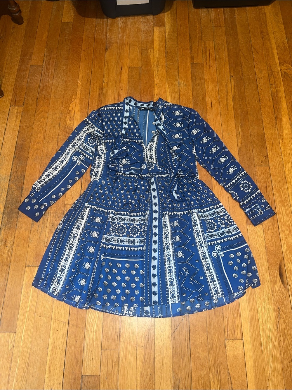 Zara Patchwork Pleated Long Sleeve Mini Dress in Bandana Blue, Women’s Small - Picture 2 of 16